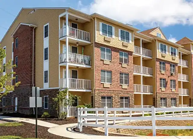 Property at Gillette Towers - 100 Kennedy Dr, Sayreville, NJ, 08872, 1 bed, 1 bath, [object Object]
