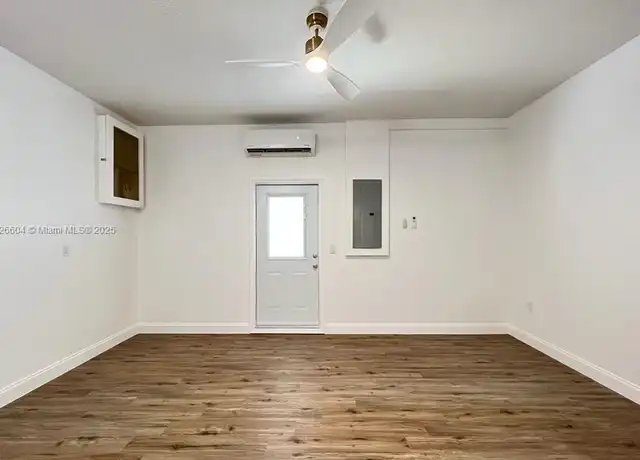 Property at 16137 SW 68th St, Miami, FL, 33193, 4 beds, 3 baths, [object Object]