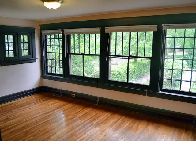Property at 2217 Belmont Blvd Unit Upper, Nashville, TN, 37212, 1 bed, 1 bath, [object Object]