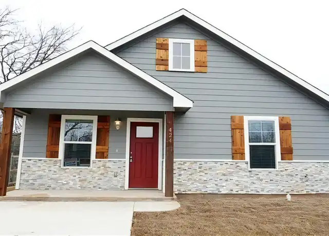 Property at 424 E Nelson St, Denison, TX, 75021, 3 beds, 2 baths, [object Object]