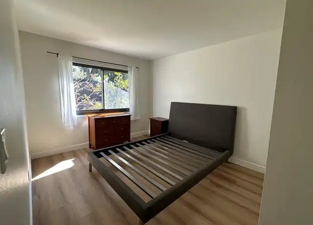 Property at 6 Blackswan, Irvine, CA, 92604, 3 beds, 2 baths, [object Object]