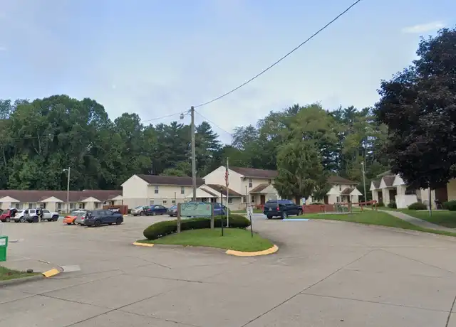 Property at 1008 Hayden Pl, Logan, OH, 43138, 1 bed, 1 bath, [object Object]