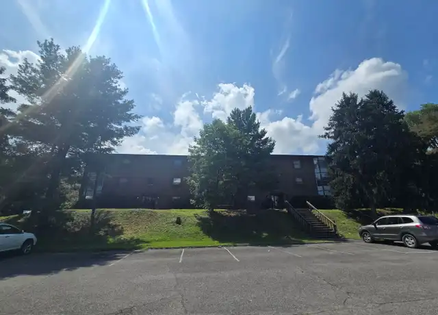 Property at 1300 Virginia Ave unit Apt 406, Boston, PA, 15135, 2 beds, 1 bath, [object Object]