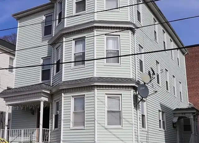 Property at 48 Thomas St Unit 3, Fall River, MA, 02723, 3 beds, 1 bath, [object Object]