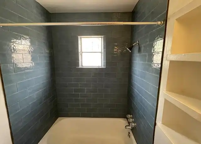 Property at 1411 Marble Ave NW, Albuquerque, NM, 87104, 1 bed, 1 bath, [object Object]