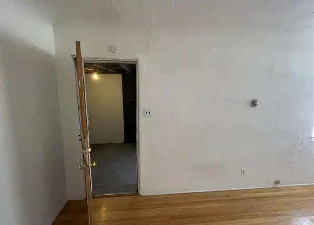 Property at 1411 Marble Ave NW, Albuquerque, NM, 87104, 1 bed, 1 bath, [object Object]