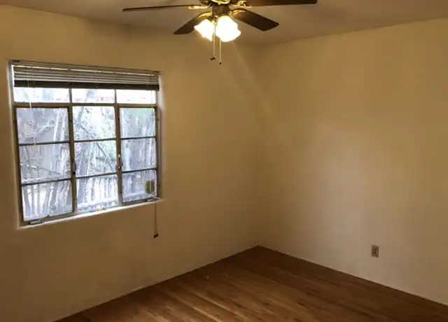 Property at 1405 Marble Ave NW, Albuquerque, NM, 87104, 1 bed, 1 bath, [object Object]