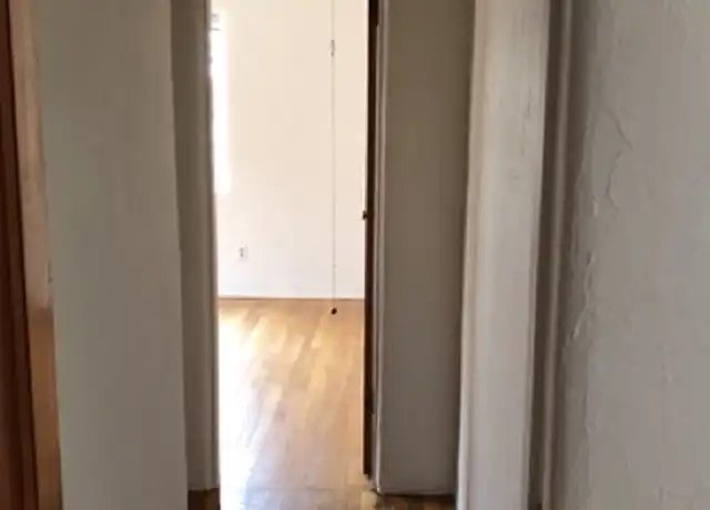 Property at 1411 Marble Ave NW, Albuquerque, NM, 87104, 1 bed, 1 bath, [object Object]