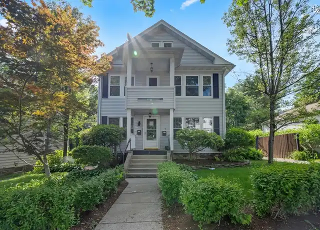 Property at 8 Brantwood Rd Unit 2, Worcester, MA, 01602, 5 beds, 1 bath, [object Object]
