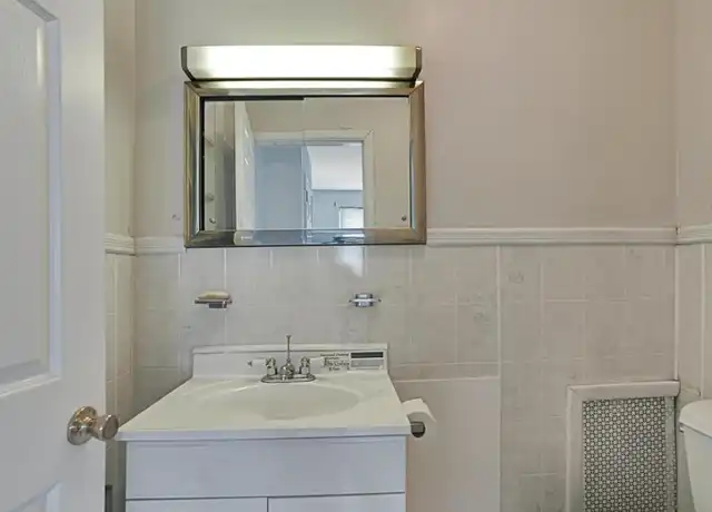 Property at 1320 Hamilton Blvd Unit 1, South Plainfield, NJ, 07080, 3 beds, 1.5 baths, [object Object]