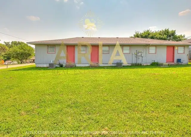 Property at 602 N 7th St, Noble, OK, 73068, 2 beds, 1 bath, [object Object]