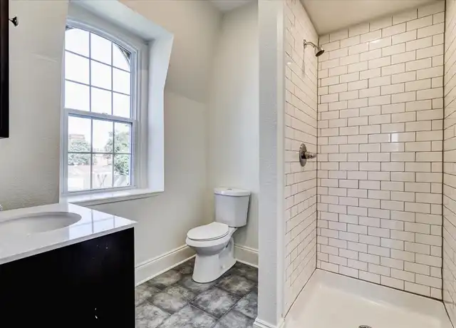 Property at 203 N Esplanade St Unit 3, Leavenworth, KS, 66048, 1 bed, 1 bath, [object Object]