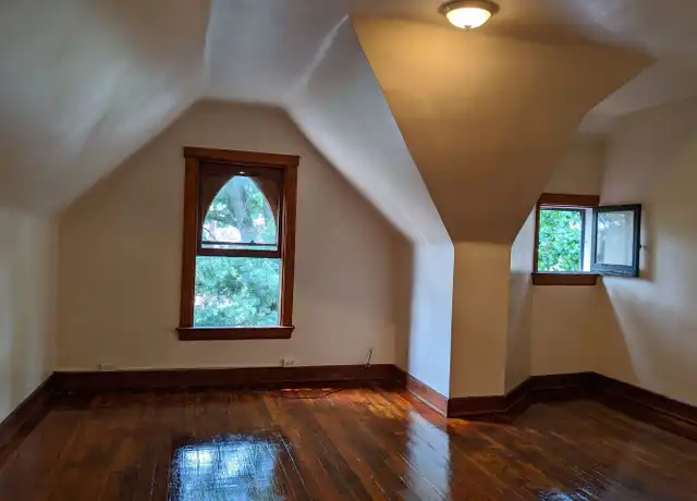 Property at 20 Wallace Ave Apt 3, Covington, KY, 41014, 1 bed, 1 bath, [object Object]