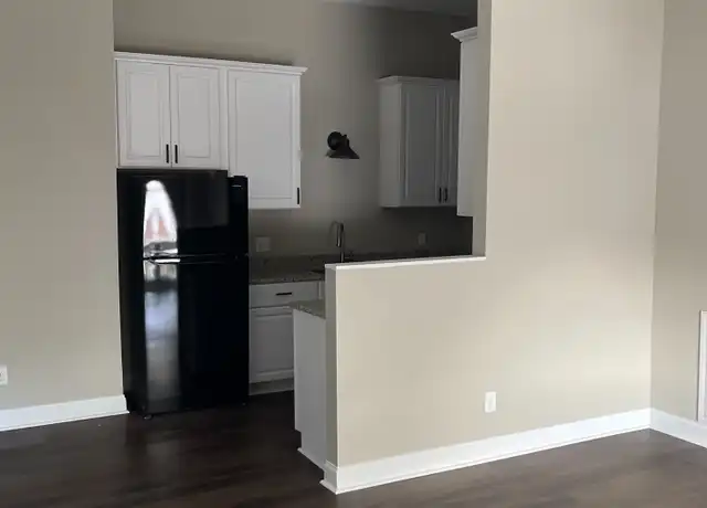 Property at 300 Church St NW Unit 14, Valdese, NC, 28690, 1 bed, 1 bath, [object Object]