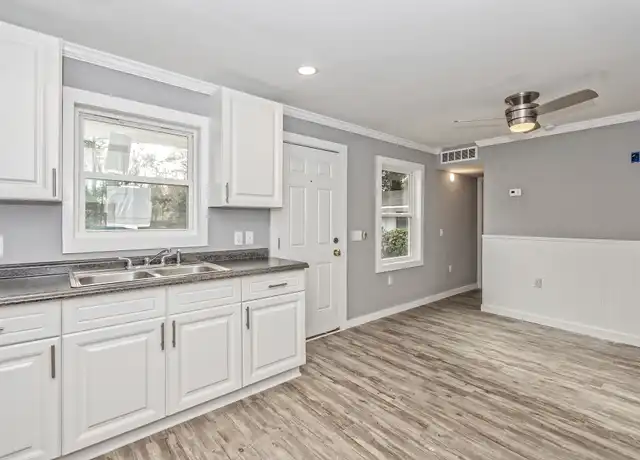 Property at 1102 N Hillside Dr, Charleston, SC, 29407, 1 bed, 1 bath, [object Object]