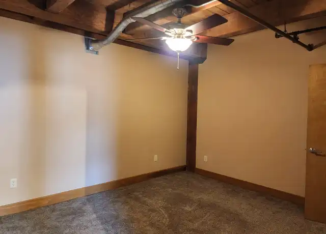 Property at 302 Jones St #412, Sioux City, IA, 51101, 2 beds, 1 bath, [object Object]