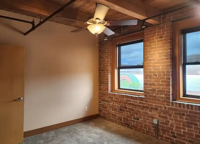 Property at 302 Jones St #412, Sioux City, IA, 51101, 2 beds, 1 bath, [object Object]