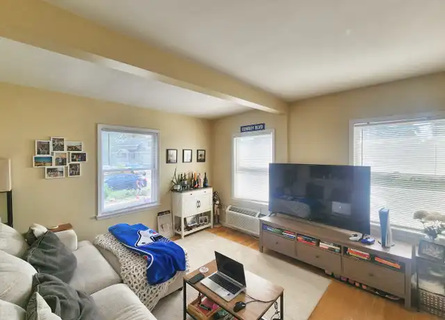 Property at 288 East Ave Unit 1, Norwalk, CT, 06855, 1 bed, 1 bath, [object Object]