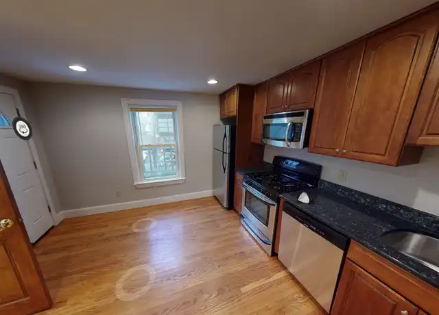 Property at 429 Franklin St Unit 1B, Cambridge, MA, 02139, 1 bed, 1 bath, [object Object]