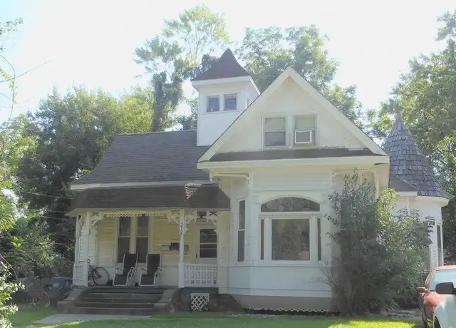 Property at 312 S Fillmore St Unit A, Edwardsville, IL, 62025, 1 bed, 1 bath, [object Object]