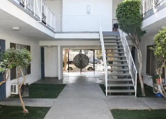 Property at 20405 Sherman Way, Winnetka, CA, 91306, 0-3 beds, 1-2 bath, [object Object]
