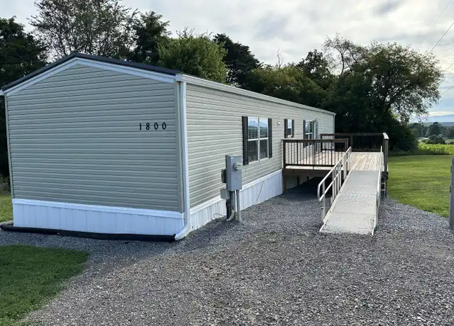 Property at 1800 S Odell Rd, Maryville, TN, 37801, 3 beds, 2 baths, [object Object]