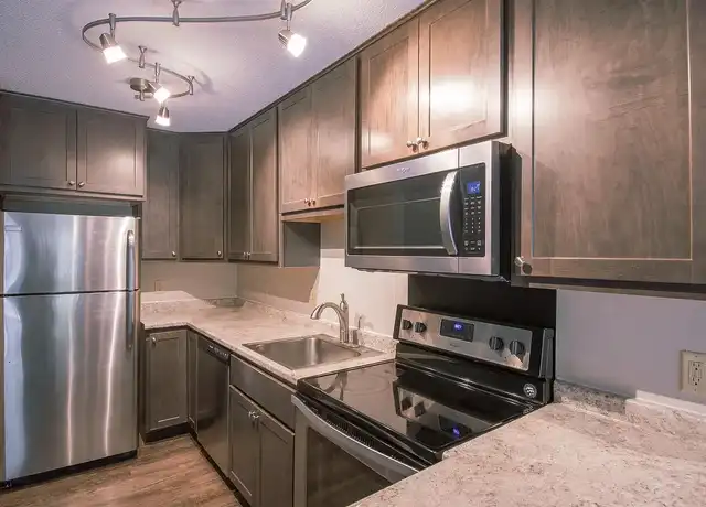 Property at Edina Highland Villa - 5250 Villa Way, Minneapolis, MN, 55436, 1-3 bed, 1-2 bath, [object Object]
