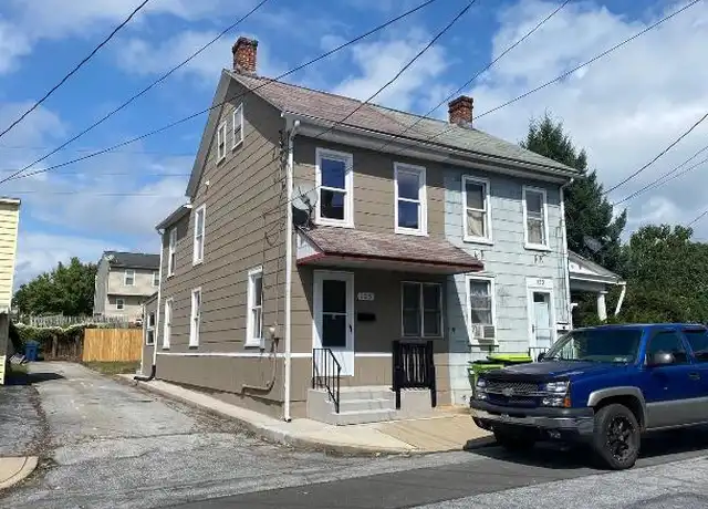 Property at 125 Guilford St, Lebanon, PA, 17046, 3 beds, 2 baths, [object Object]