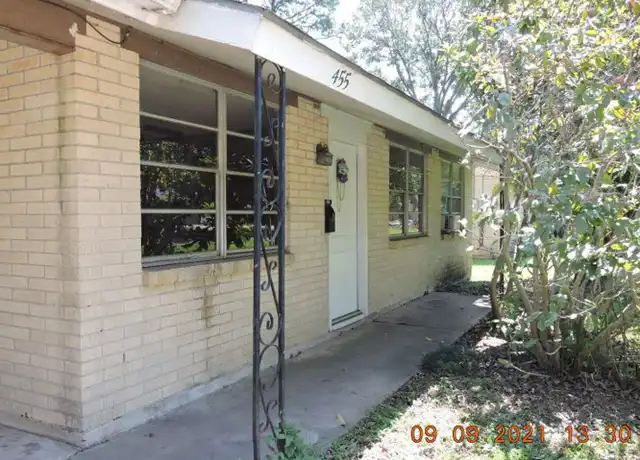 Property at 455 S Carrollton Ave, Baton Rouge, LA, 70806, 3 beds, 1 bath, [object Object]
