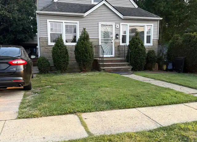 Property at 26 Frazier St, Hempstead, NY, 11550, 4 beds, 1 bath, [object Object]