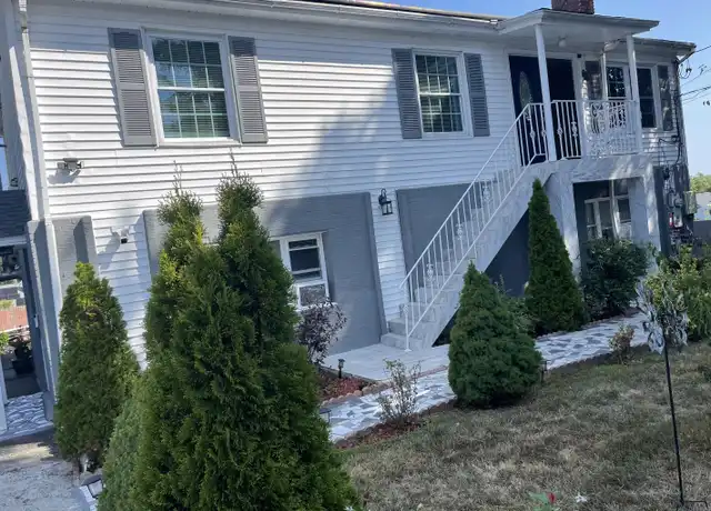 Property at 8 Elm Ct, Bridgeport, CT, 06606, 3 beds, 1 bath, [object Object]