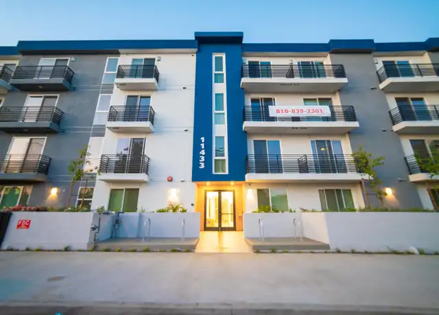 Property at 11433 Albers St Unit 111, North Hollywood, CA, 91601, 1 bed, 1 bath, [object Object]