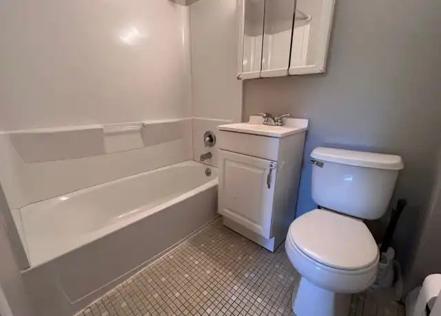 Property at 2201 W Chester Pike Unit A15, Broomall, PA, 19008, 2 beds, 1 bath, [object Object]