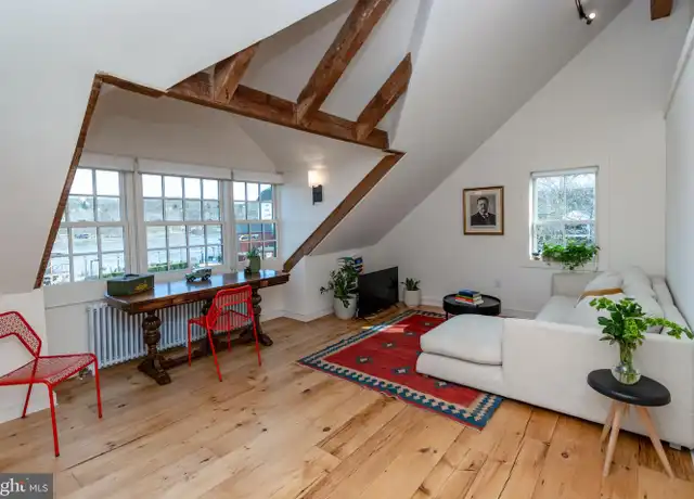 Property at 44 S Main St Unit 3S, New Hope, PA, 18938, 1 bed, 1 bath, [object Object]