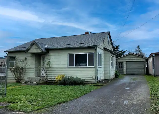 Property at 1462 NW Fairmount St, Roseburg, OR, 97470, 3 beds, 1.5 baths, [object Object]