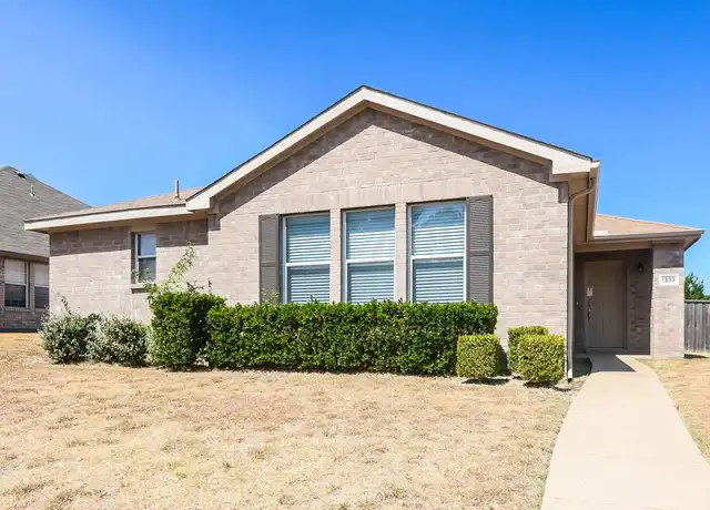 Property at 1333 Fox Glenn, Cedar Hill, TX, 75104, 3 beds, 2 baths, [object Object]