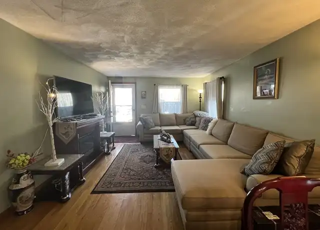 Property at 39 Plimpton Ave Unit 39, Norwood, MA, 02062, 2 beds, 1.5 baths, [object Object]