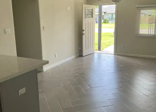 Property at 617 E Washington St Unit 1, Weslaco, TX, 78599, 3 beds, 2 baths, [object Object]