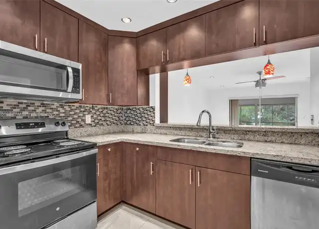 Property at 5790 Stirling Rd #304, Hollywood, FL, 33021, 2 beds, 2 baths, [object Object]