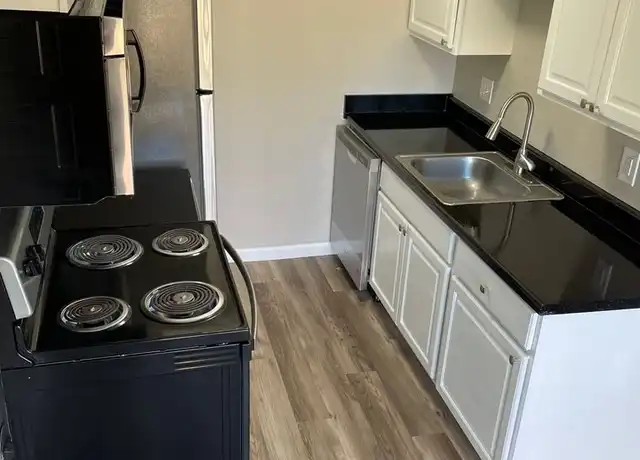 Property at 350 N Union Rd Unit M-52 2/1, Manteca, CA, 95337, 2 beds, 1 bath, [object Object]