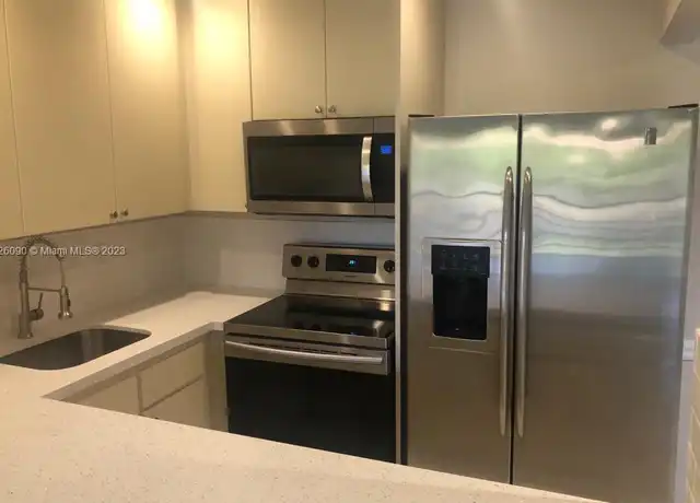 Property at 6540 W 26th Dr, Hialeah, FL, 33016, 3 beds, 2 baths, [object Object]