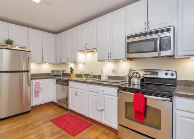Property at 448 Palisade Ave Unit 402, Cliffside Park, NJ, 07010, 2 beds, 1 bath, [object Object]