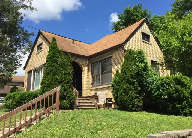 Property at 111 E Cottage Grove Ave Unit B, Bloomington, IN, 47408, 1 bed, 1 bath, [object Object]