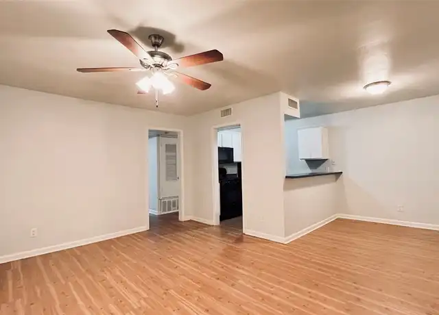 Property at 2301 Ohlen Rd Unit 108, Austin, TX, 78757, 3 beds, 2 baths, [object Object]