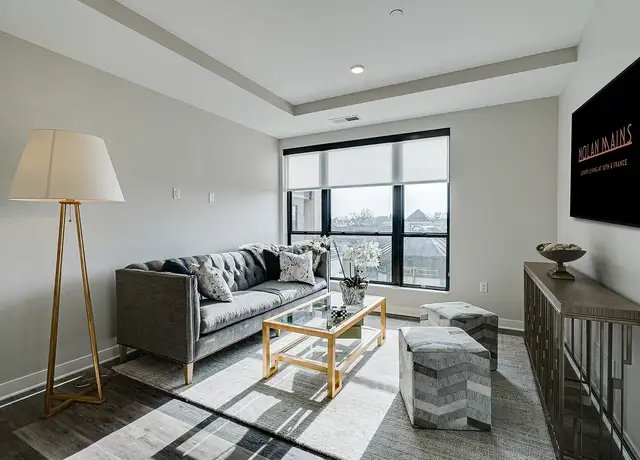 Photo of 3945 Market St, Edina, MN 55424