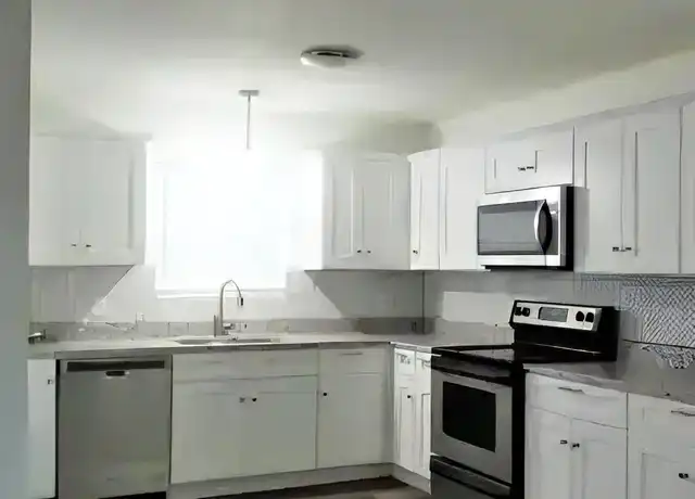 Property at 22070 Flanagan Cir, Frisco, TX, 75036, 3 beds, 2 baths, [object Object]
