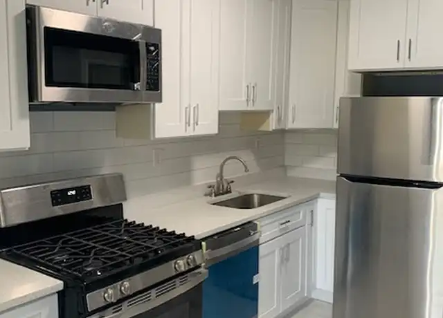 Property at 6459 S Eberhart Ave Unit 1, Chicago, IL, 60637, 2 beds, 1 bath, [object Object]