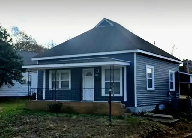 Property at 106 E 15th St, Pittsburg, KS, 66762, 3 beds, 2 baths, [object Object]