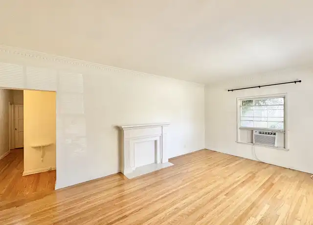Property at 107 N Harper Ave Unit 107, Los Angeles, CA, 90048, 1 bed, 1 bath, [object Object]