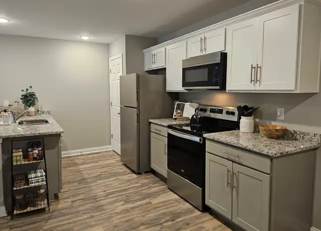 Property at 300 Bellbrook Ln Unit 5, Winchester, KY, 40391, 2 beds, 2 baths, [object Object]